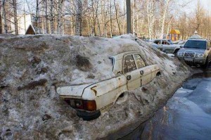 car-under-the-snow
