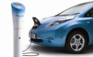 2013_01_Polar-charging-point-with-the-Nissan-LEAF-650x401