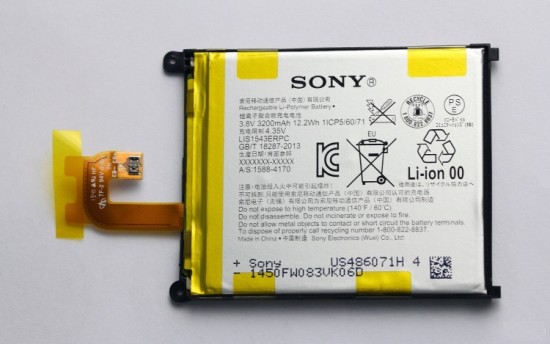 Батарея от Sony Z2 на 3200 мА·ч — пример среднестатистической ёмкости аккумуляторов современных смартфонов 